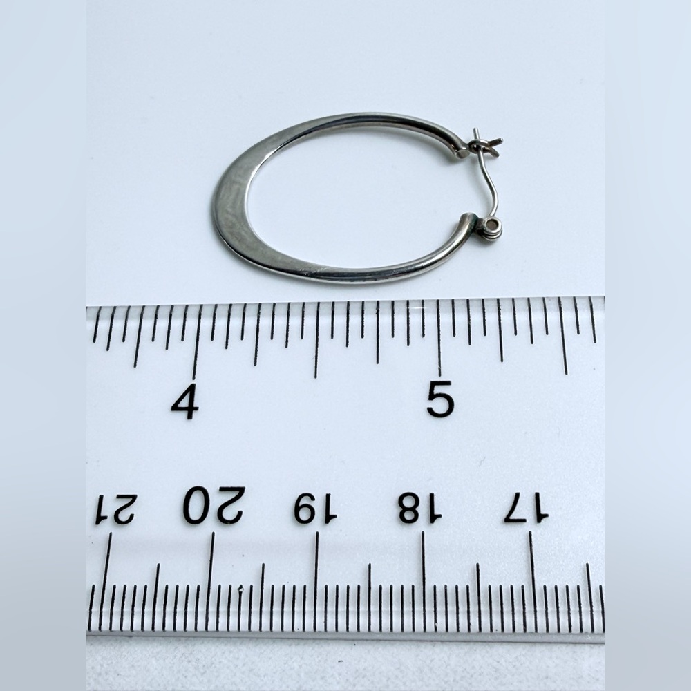 Silpada Silver Hoop Earrings - Picture 8 of 10